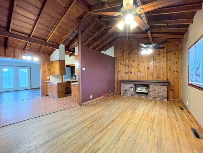 Foto del edificio - Ranch Style 4 Bedroom