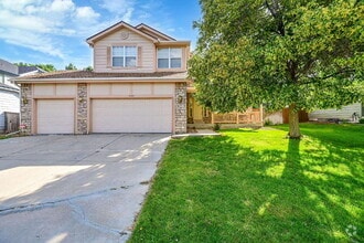 Building Photo - 1460 Foxtail Dr
