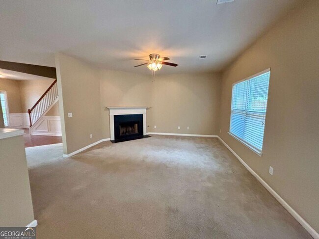 Foto del edificio - 345 Blackwood Ln