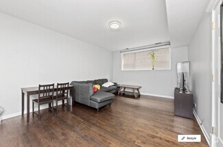 Building Photo - 5932.5 N Paulina St