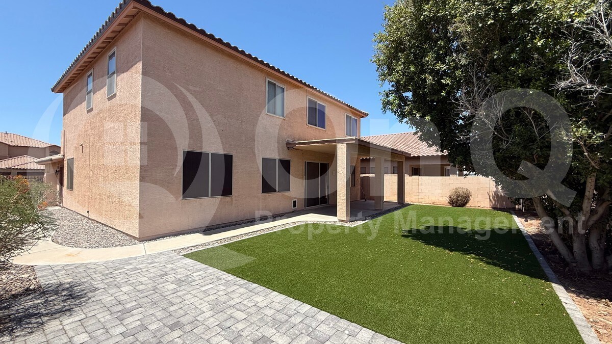 Foto del edificio - 531 N Scott Dr