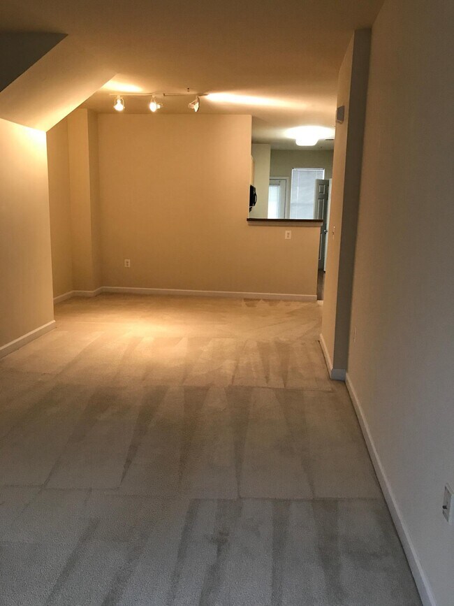 Foto del edificio - 42530 Mayflower Terrace