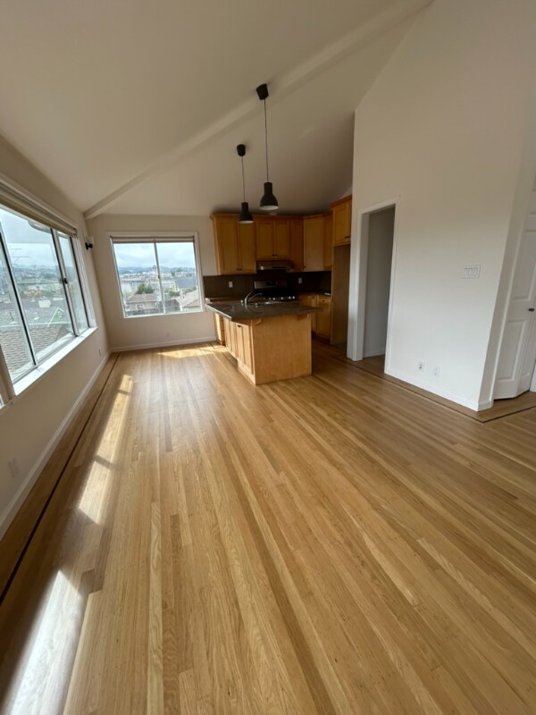Foto del edificio - 761 2nd Ln