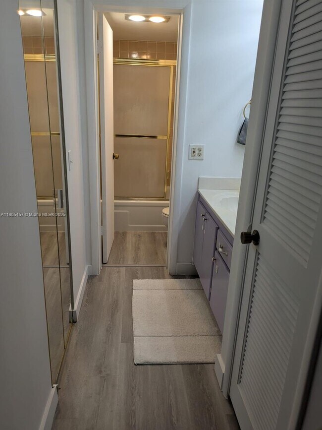 Foto del edificio - 2309 S Cypress Bend Dr