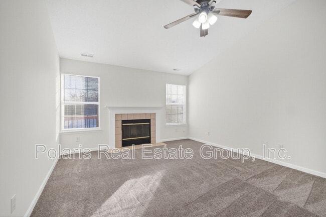 Building Photo - 439 Venus Dr