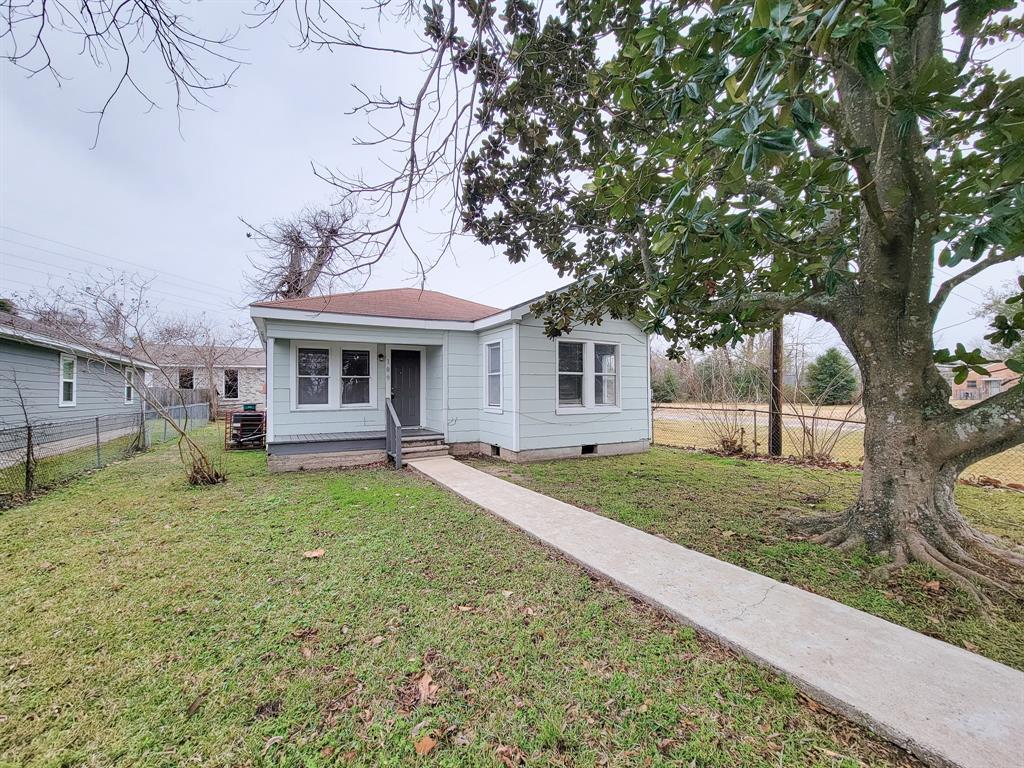 Foto principal - 109 Porter St