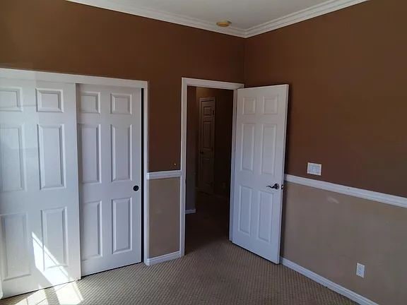 Building Photo - "Spacious 4-Bed Oasis with Fireplace in Twentynine Palms – Perfect for Cozy Living!"
