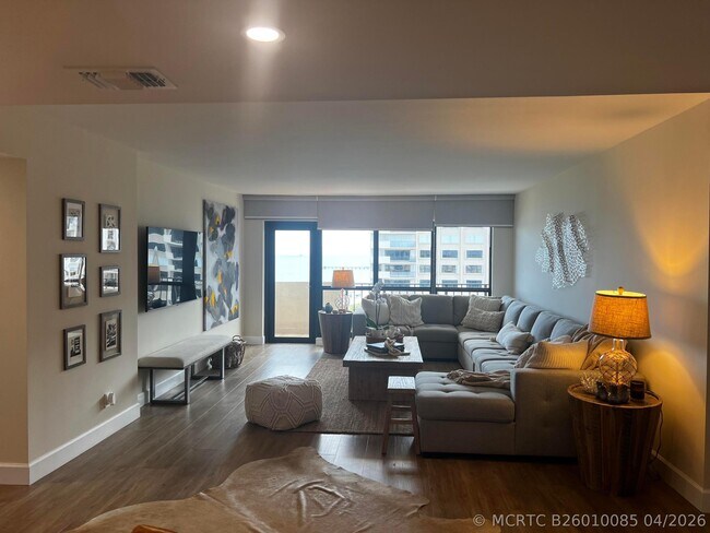 Foto del edificio - 5100 N Ocean Blvd