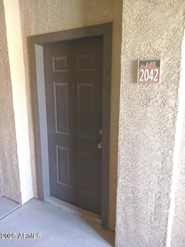 Foto principal - 5401 E Van Buren St