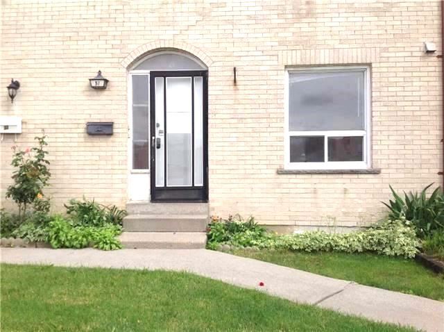 Photo du bâtiment - 7440 Goreway Dr
