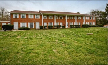 Building Photo - 1307 W Meadowview Rd