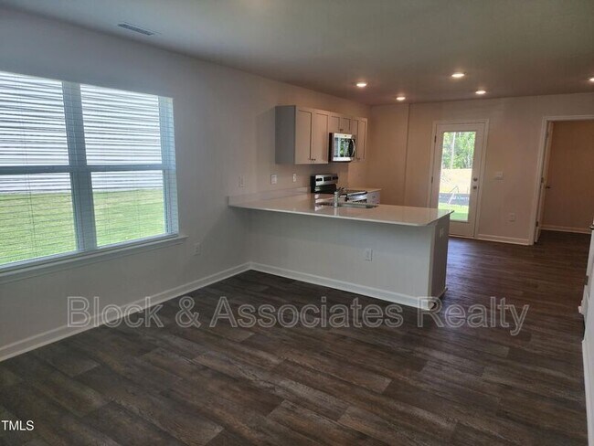 Foto del edificio - 8640 Brixton Shay Dr