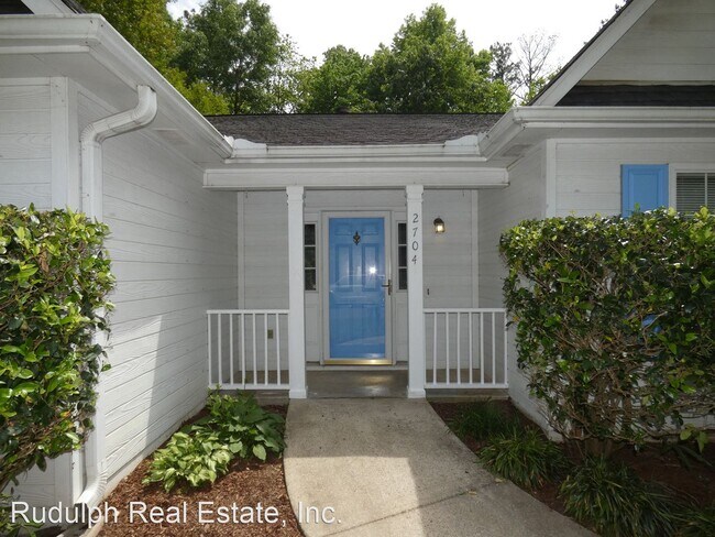 Foto del edificio - 3 br, 2 bath House - 2704 Braelinn Pkwy