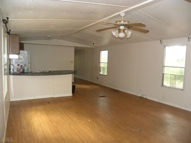 Building Photo - 204 Detter Rd