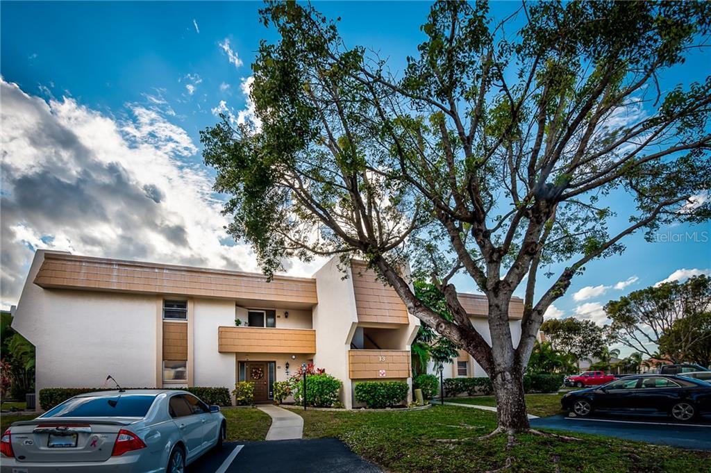 Primary Photo - 1080 Bal Harbor Blvd