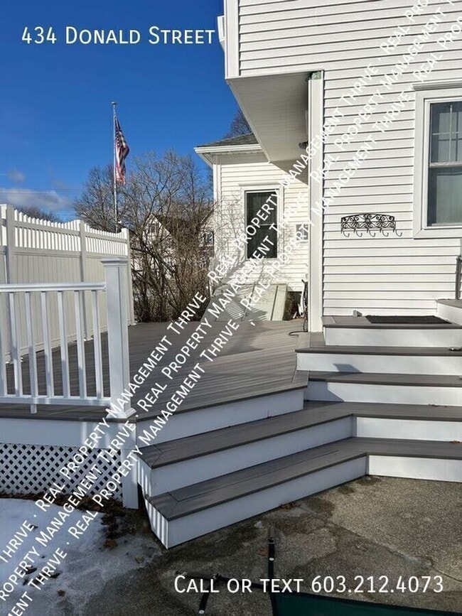 Building Photo - 434 Donald St