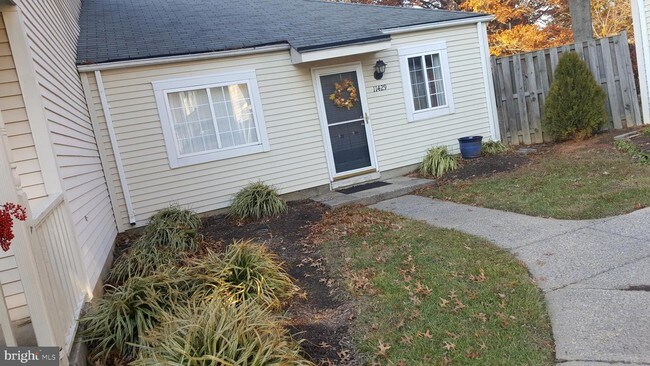 Building Photo - 11429 Herefordshire Way