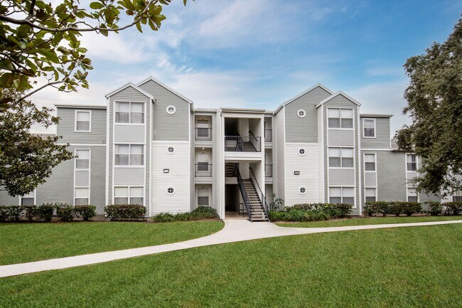 Foto del edificio - The Lucille Apartments