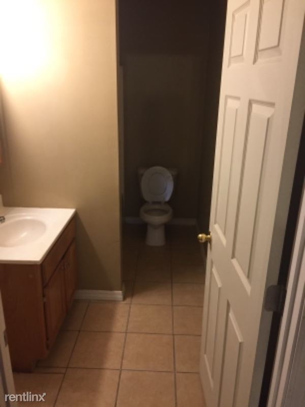 Foto del edificio - 3 br, 2 bath Apartment - 1112 E 46th St