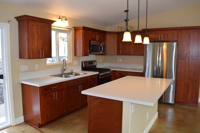 Foto del edificio - 1767 Kilauea Ave