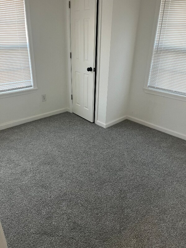 Foto del edificio - 1604 Freeney Ave