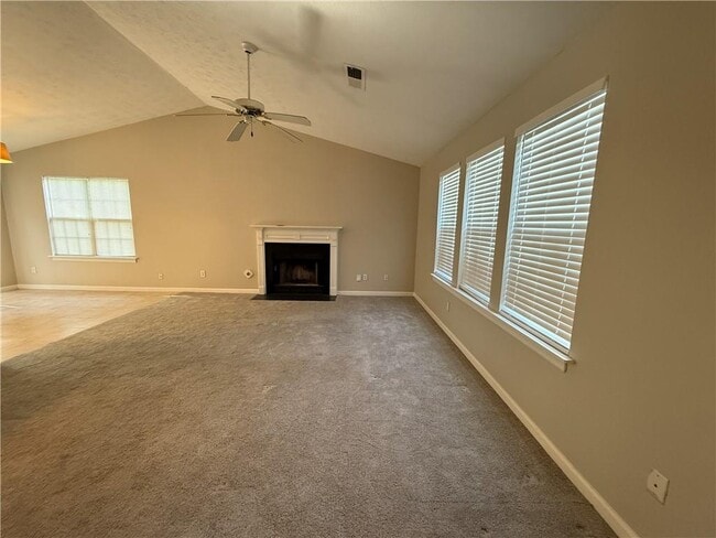 Foto del edificio - 217 Farmville Ct