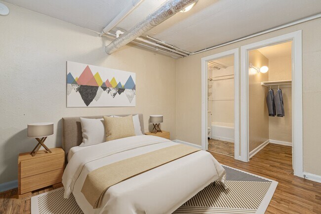 Foto del edificio - 1030 N Pearl St