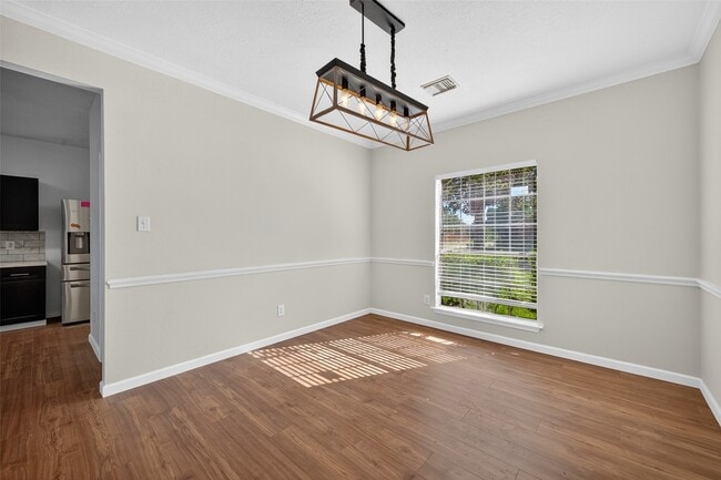 Building Photo - 8302 Cliffshire Ct