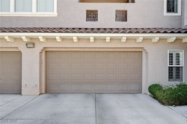 Building Photo - 11850 Tevare Ln