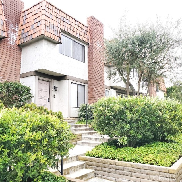 Primary Photo - 28025 Ridgecove Ct N