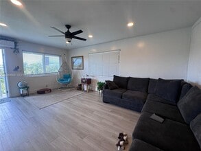 Building Photo - 455 Golden Isles Dr