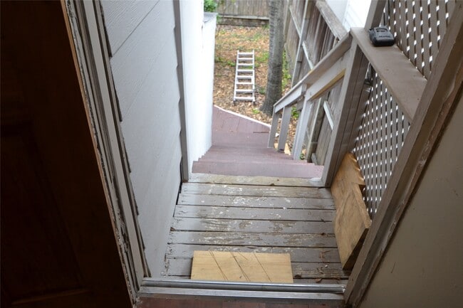 Foto del edificio - 211 Drew St