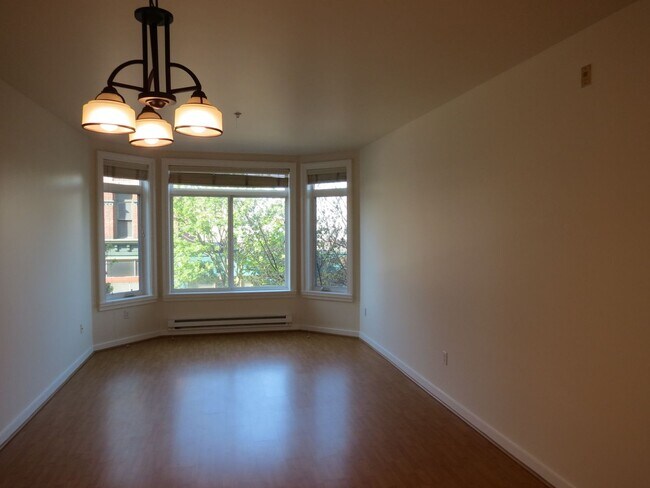 Foto del edificio - Incredible 1bed/1bath Condo Ideally Located in Belltown!