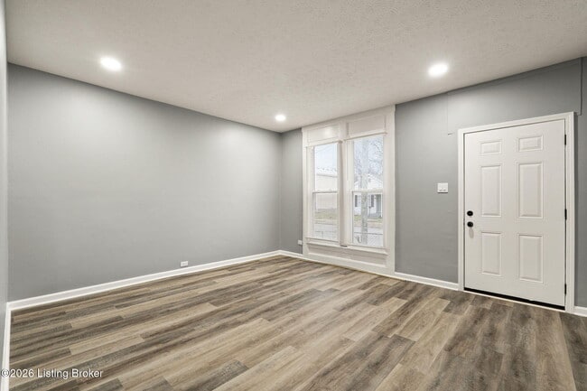 Foto del edificio - 2222 Duncan St