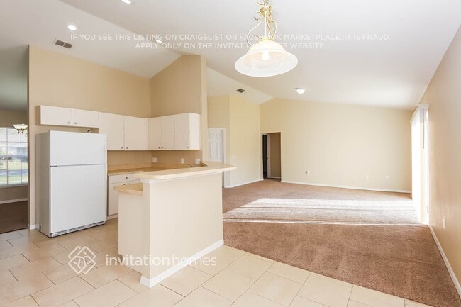 Building Photo - 3201 Thoroughbred Loop N