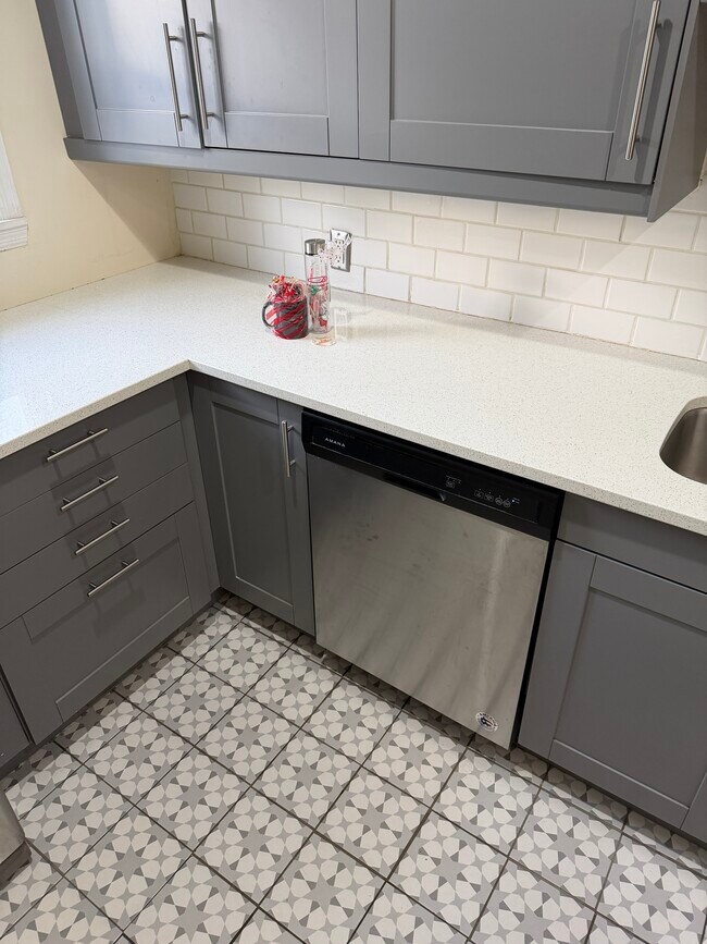 Lavavajillas - 3714 Stevens Ave