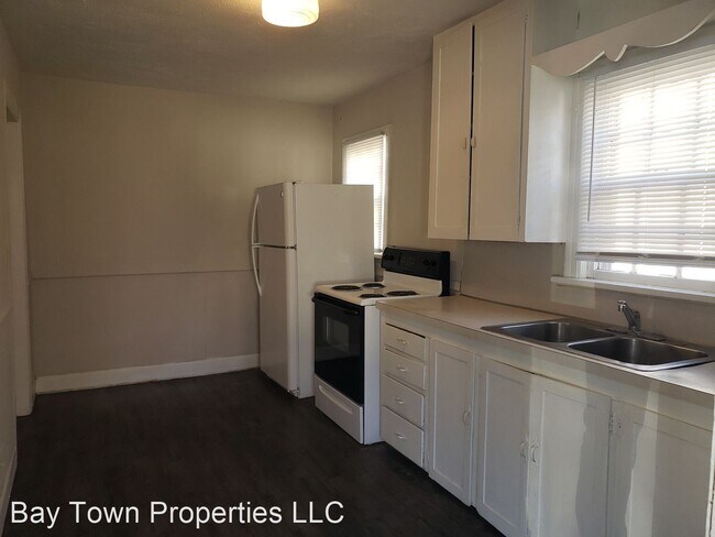 Building Photo - 2 br, 2 bath House - 1504 N Summit #1