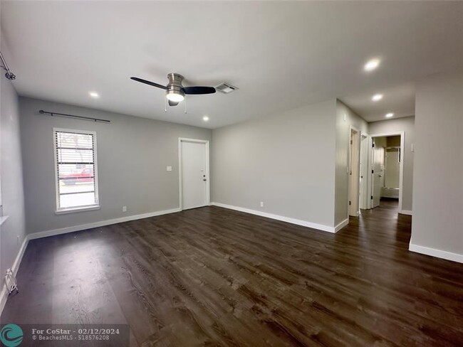 Foto del edificio - 401 SE 14th St