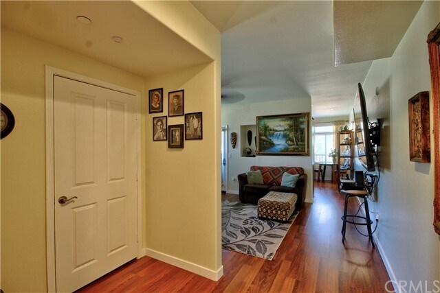 Building Photo - 42081 3rd St