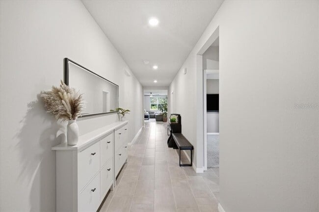 Building Photo - 10119 Daybreak Glen
