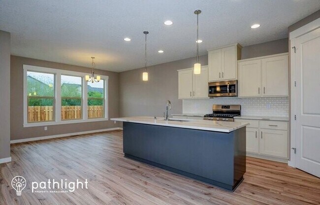 Building Photo - 14301 Northeast 106th Street