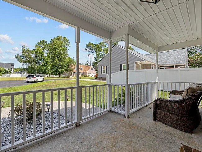 Foto del edificio - 125 Edwards Ln