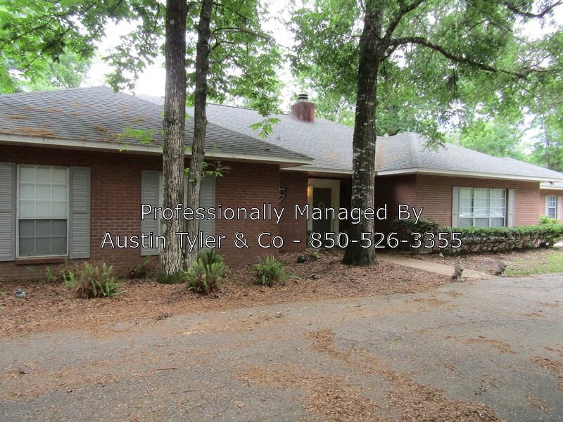 5172 Flint Chip Way, Marianna, FL 32446 House for Rent in Marianna