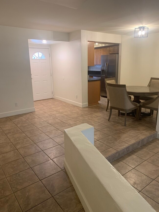 Photo - 2312 W Lindner Ave Townhome