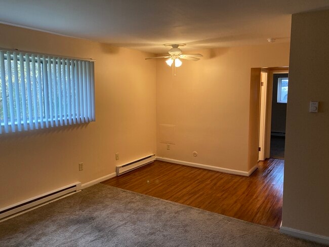 Área de comedor - 5605 Happy Hollow Rd