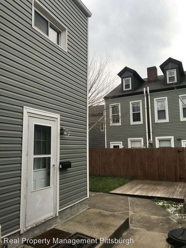 Foto principal - 4554 Friendship Ave