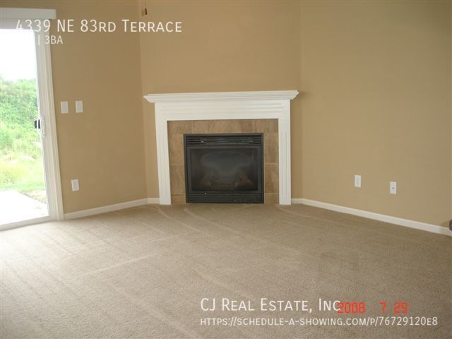 Foto del edificio - 4339 NE 83rd Terrace