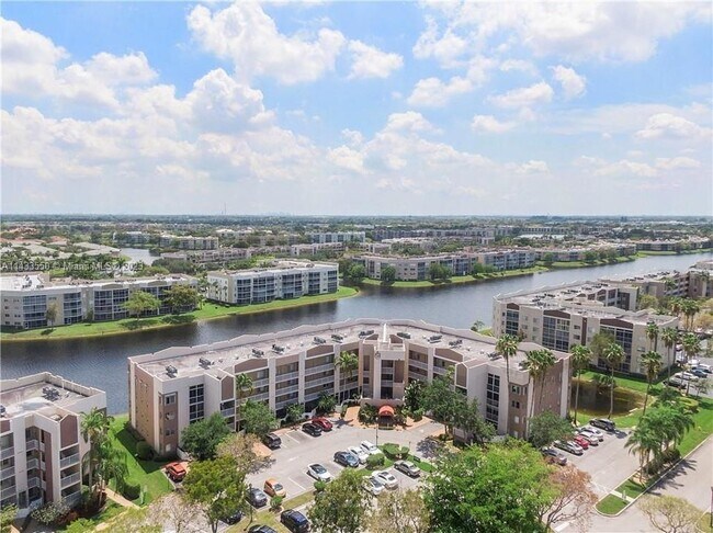 Foto del edificio - 7776 Trent Dr