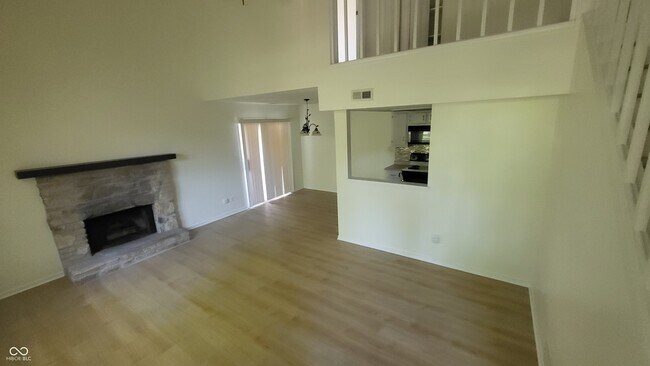Foto del edificio - 6426 Bayside S Dr