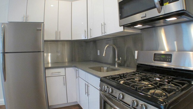 Foto del edificio - 47 Putnam Ave